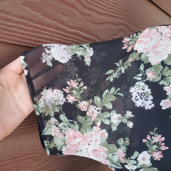 Women's Open Front Black Floral Print Semi-Sheer Kimono Flowy Boho NWOT - Picture 5 of 10